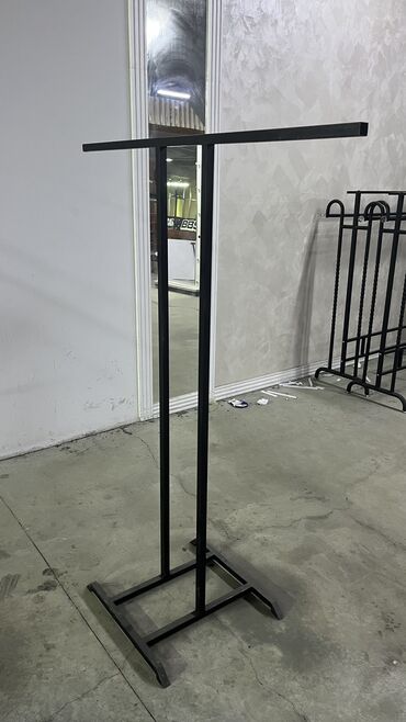 Шкафы для одежды: Шкаф для одежды, Б/у, Прямой, МДФ — 9