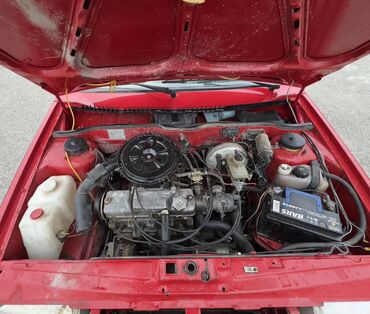 VAZ (LADA): VAZ 21099 sedan - Kuzov: 4 qapılı sedan, qırmızı rəng, qara bamper və — 15