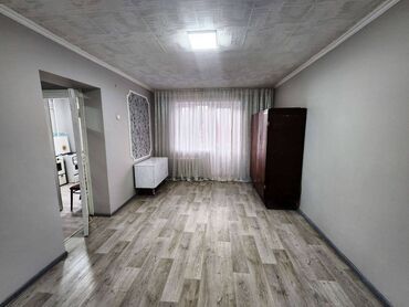 квартиры в районе ошского рынка: 1 комната, 28 м², Хрущевка, 2 этаж, Евроремонт