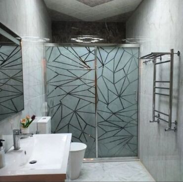 Duş kabinaları, arakəsmələr: Yeni Arakəsmə, Pulsuz çatdırılma — 25