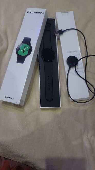 кнопочный телефон samsung: Samsung galaxy watch 4