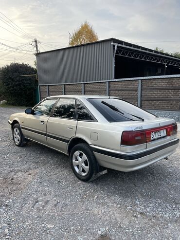 машины до 300000: Mazda 626: 1991 г., 2 л, Механика, Бензин, Хетчбек