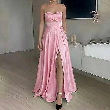 crvene: Elegantna duga svečana haljina bez bretela
S M L
3700 din — 1