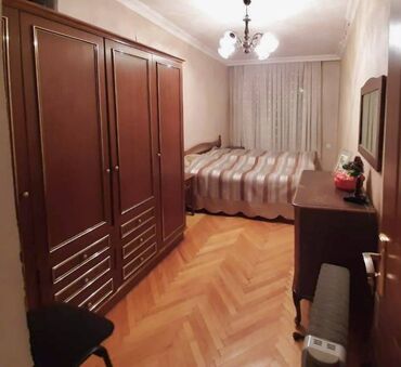 Ev üçün mebel: İkinəfərlik çarpayı, Dolab, Komod, Termo, Rumıniya, İşlənmiş