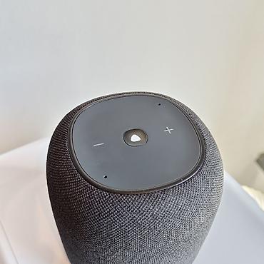 Аудиотехника: JBL Link music с Яндекс Алисой полностью исправна, в хорошем — 2