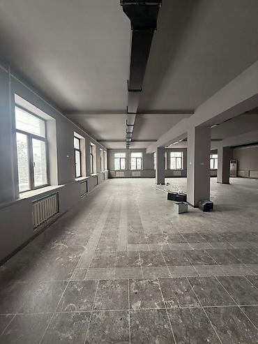 Продажа ресторанов, кафе: Продаётся готовый бизнес. Площадь помещения — 690 м². Здание — 4