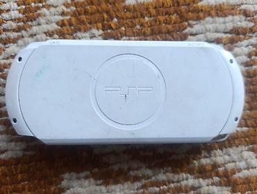 наушники проводные asus: Портативная игровая консоль Sony PSP (белая) - Классическая — 2