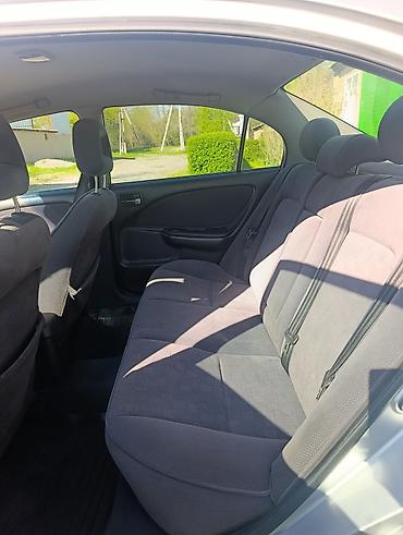 Toyota Avensis: 2002 г., 1.8 л, Механика, Бензин, Седан at lalafo.kg — 7 Toyota Avensis: 2002 г., 1.8 л, Механика, Бензин, Седан — 7