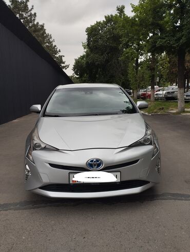 Toyota Prius: 2016 г., 1.8 л, Вариатор, Бензин, Седан