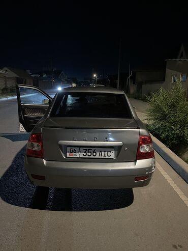 полики для авто бишкек цена: ВАЗ (ЛАДА) Priora: 2007 г., 1.6 л, Механика, Бензин, Хетчбек