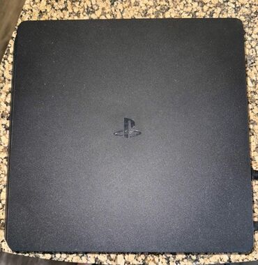 PS4 (Sony Playstation 4): Prasfikaya geden slim pultsuz 350 azm