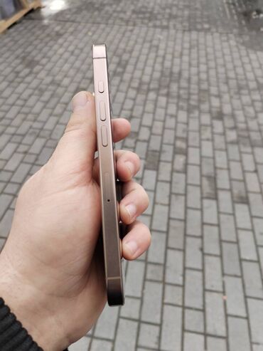 Apple iPhone: IPhone 16 Pro, 128 GB, Desert Titanium, Zəmanət, Simsiz şarj, Face ID — 8