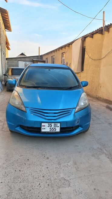 тесла автомобиль: Honda Fit: 2008 г., 1.3 л, Автомат, Бензин, Хэтчбэк