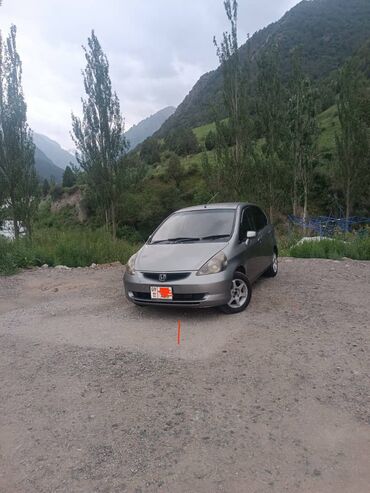 Honda: Honda Fit: 2003 г., 1.3 л, Автомат, Бензин, Хэтчбэк — 5