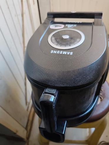 samsunk: Tozsoran Samsung. Seliqeli az işlənib. Qiymet 70 azn Unvan Hezi.A — 3