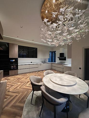 Продажа домов: Дом, 320 м², 6 комнат — 15