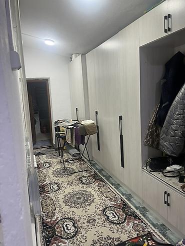 Навесы: Дом с двором и благоустроенной территорией - Просторный крытый навес — 6