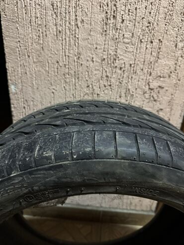 Шины: Шины 275 / 40 / R 20, Лето, Б/у, Пара, Внедорожные (АТ/МТ), Германия, Bridgestone