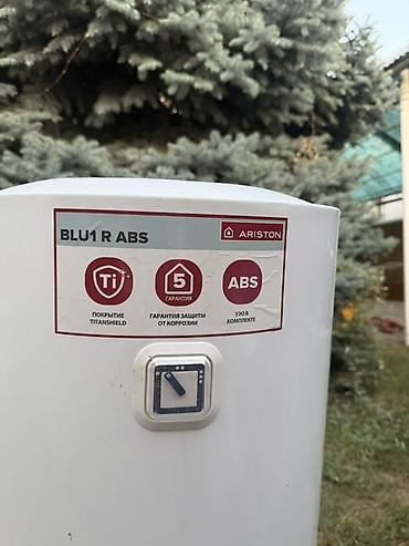 air up: Накопительный водонагреватель Объем бака: 100 л, Ariston, Электрический, Титан, Б/у — 1