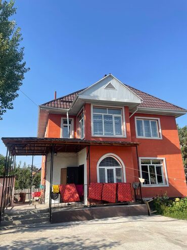 продаю дом в центре бишкека: Дом, 160 м², 5 комнат, Собственник, Евроремонт