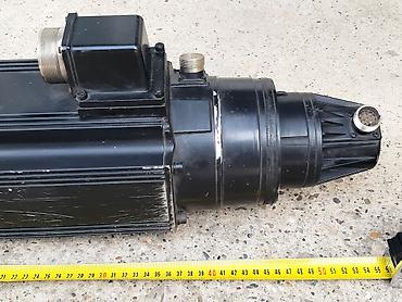 Elektromotori: Servo motor MAC 093C, sa enkoderom i kocnicom Precnik osovine je 24mm — 14