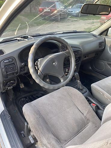 lancer: Mitsubishi Lancer: 1993 г., Бензин, Седан — 10
