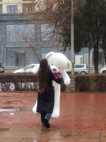 Игрушки: 🧸Огромная мишка 1,8м 🔥🔥🔥 🧸60 см 1000 сом (Бесплатная доставка) 🧸80 — 10