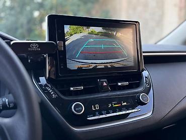 машина дешовые: Toyota Corolla: 2022 г., 1.8 л, Вариатор, Гибрид, Седан — 8