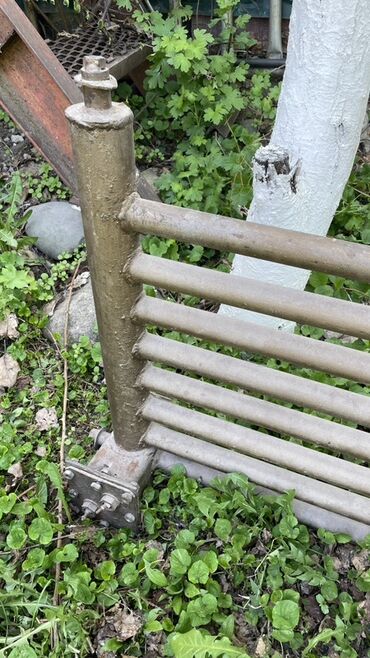 чугунные батареи новый: Стальной отопительный радиатор (полотенцесушитель/лестничного типа)