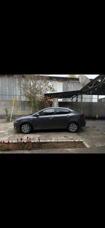 Kia: Kia Rio: 2017 г., Седан — 3