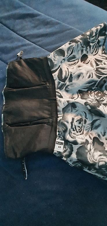 legend outlet haljine: Ženski top bez bretela sa cvetnim printom - Model: korset-top bez — 6
