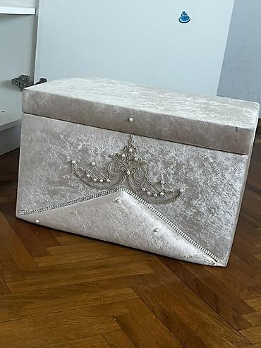 Zərif dizaynlı dekorativ sandıq/qutu - Material: yumşaq məxmər