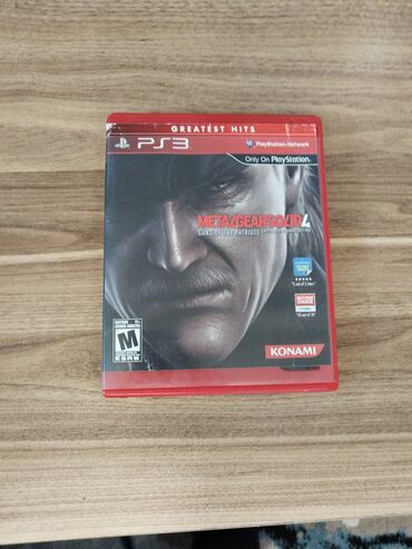 PS3 (Sony PlayStation 3): Ps3 diski satılır. Metal Gear Solid4. Yaxşı vəziyyətdədir. Kitabçası