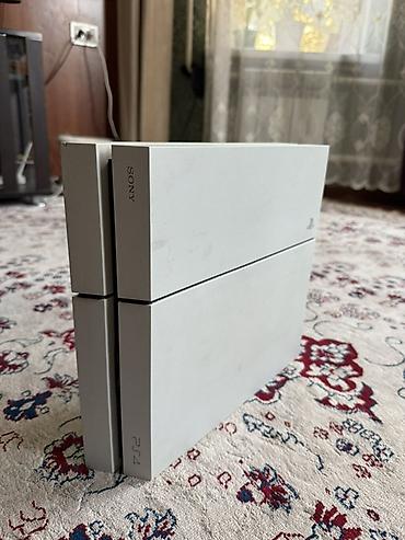 ps5 slim digital: Sony PlayStation 4, белая версия (Limited/Glacier White). Компактная — 1