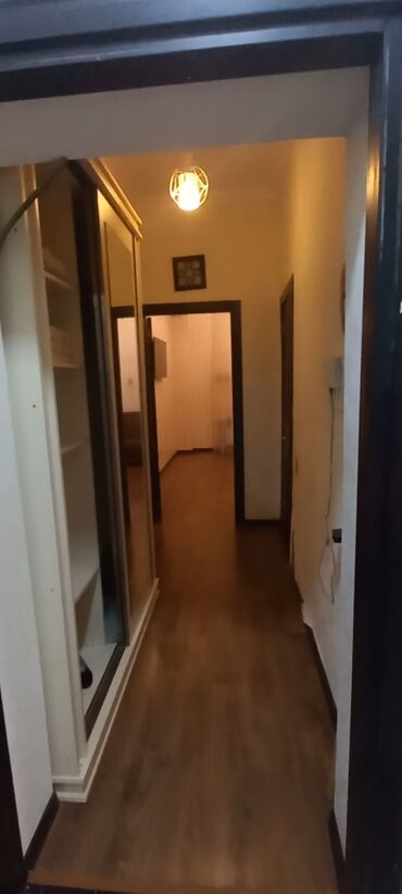1 однокомнатная квартира: Hövsan Mida 1.Əşyalı 2 otag. kiraye verilir.Videosu var şekil olmadıqı