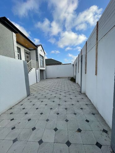 Həyət evləri və villaların satışı: Binə 3 otaqlı, 130 kv. m, Yeni təmirli -da lalafo.az — 4 Həyət evləri və villaların satışı: Binə 3 otaqlı, 130 kv. m, Yeni təmirli — 4