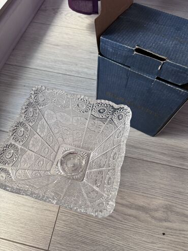 Наборы посуды: Новая посуда, тарелки, сахарница, масленка, чайный сервис, чайник — 10