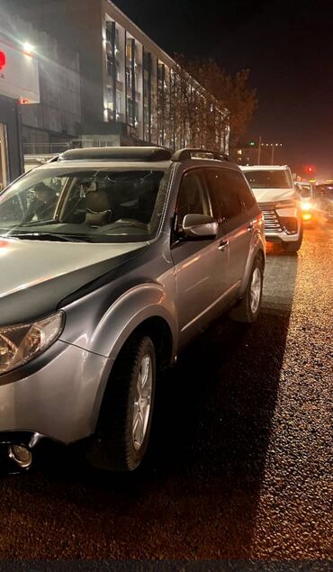 прадаю субару легаси: Subaru Forester: 2009 г., 2.5 л, Автомат, Бензин, Кроссовер
