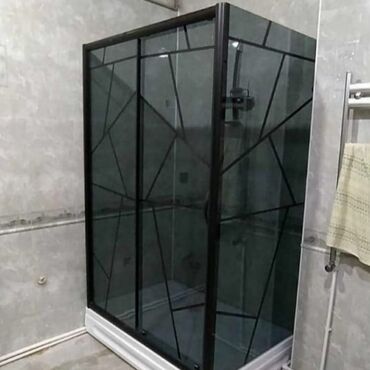 Duş kabinaları, arakəsmələr: 6mm 8mm 10mm sade mat dekorlu şüşələrdən hazirlanan duskabinlərin — 17