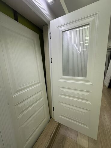 стекло для шкафа: Межкомнатная дверь со стеклом, МДФ, Окрашенная, цвет - Белый