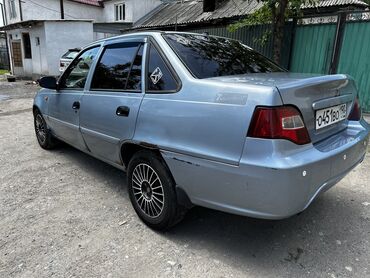 российские машины: Daewoo Nexia: 2010 г., 1.6 л, Механика, Бензин, Седан