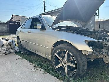 альтезы: Toyota Altezza / Lexus IS (1‑е поколение, седан) — автомобиль на — 2