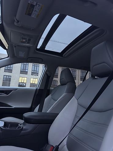 Toyota: Toyota RAV4: 2020 г., 2.5 л, Автомат, Гибрид, Кроссовер — 10