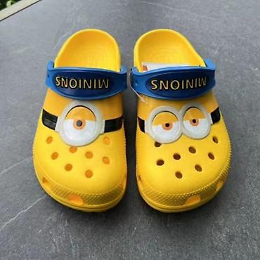 Детская обувь: 1. Сандалии р.25-26. (16см по стельке) коричневые. 600сом. 2. Crocs — 9