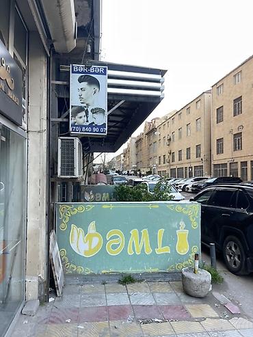 Kommersiya daşınmaz əmlakı: Mağaza icarəyə verilir 50kv dır həzi aslanov metrosuna 2 dəqiqəlik — 3