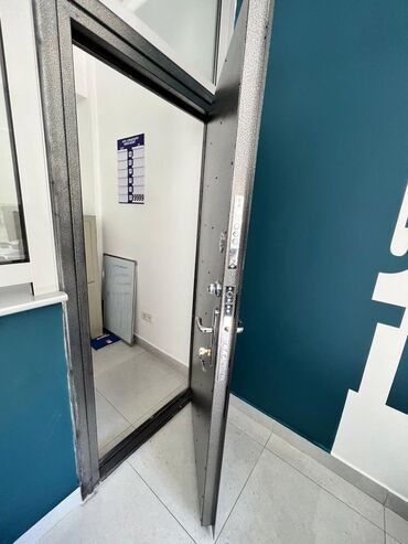 Офисы: Сдаю Офис, 170 м², В частном доме, С отдельной кухней, 1 линия, С отдельным входом at lalafo.kg — 16 Офисы: Сдаю Офис, 170 м², В частном доме, С отдельной кухней, 1 линия, С отдельным входом — 16