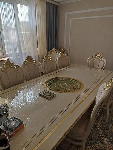 Обеденный гарнитур в классическом стиле 5 метров и 22 стула 3 ножек и