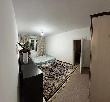 Куплю квартиру: 3 комнаты, 50 м², С мебелью частично — 3