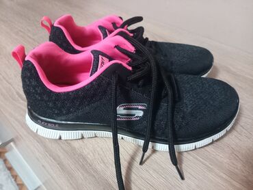 Sneakers & Athletic shoes: Skechers, 36, color - Black