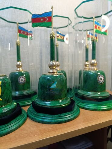 Suvenirlər: Suvenirlər — 13